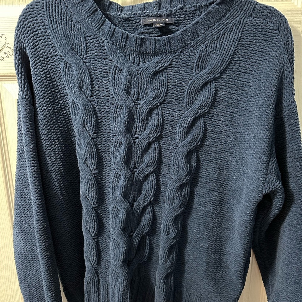 American eagle sweater